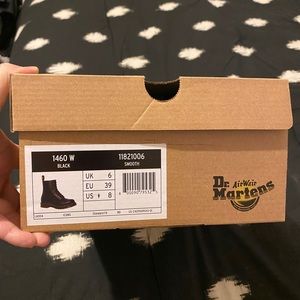 Dr Martens never worn asking $100 size 8 women’s